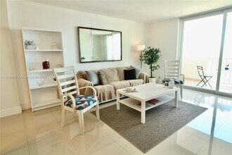 1865 S Ocean Dr, Unit 8-I in Hallandale Beach, FL - Building Photo - Building Photo