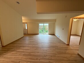 5022 Paulson Ct in McFarland, WI - Building Photo - Building Photo