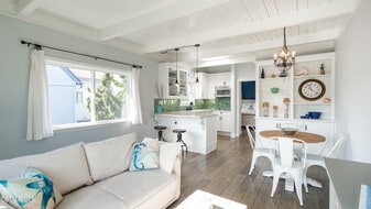 5510 Driftwood St in Oxnard, CA - Building Photo