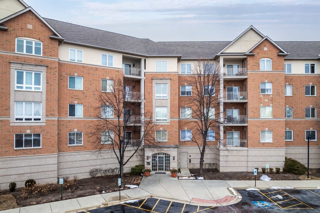 Turnberry in Buffalo Grove, IL - Foto de edificio