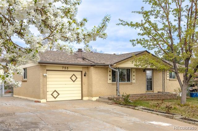 755 Braun St in Golden, CO - Building Photo