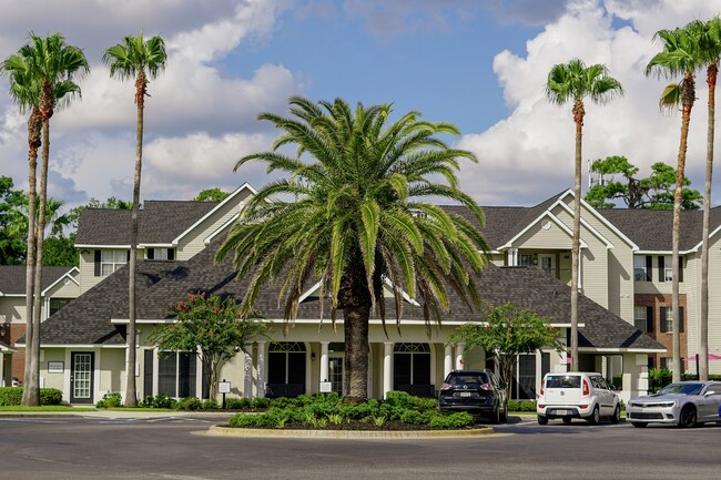 Palm Club Apartment Homes in Brunswick, GA - Building Photo - Building Photo