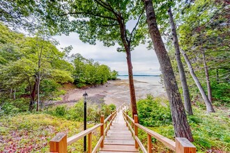 87 Sunset Cove Rd in Harpswell, ME - Foto de edificio - Building Photo