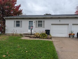 224 3rd St in Wadsworth, OH - Building Photo