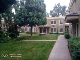 792 Avocado Ave, Unit 2 in El Cajon, CA - Building Photo