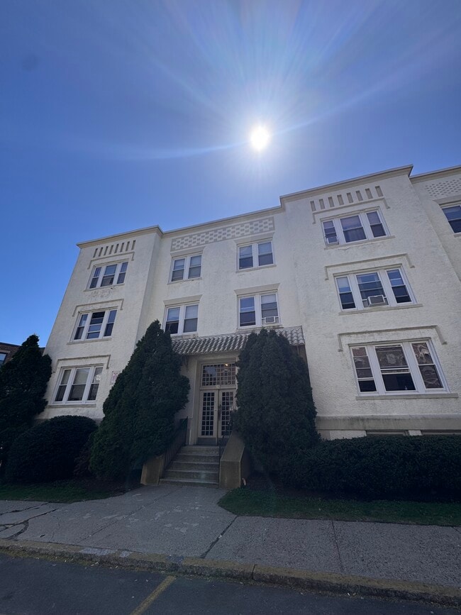 property at 6 Radcliffe Rd