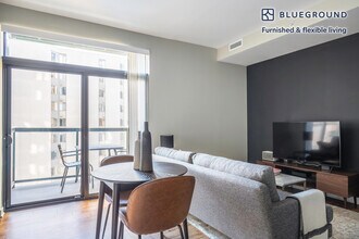 1011 4th St NW in Washington, DC - Building Photo - Building Photo