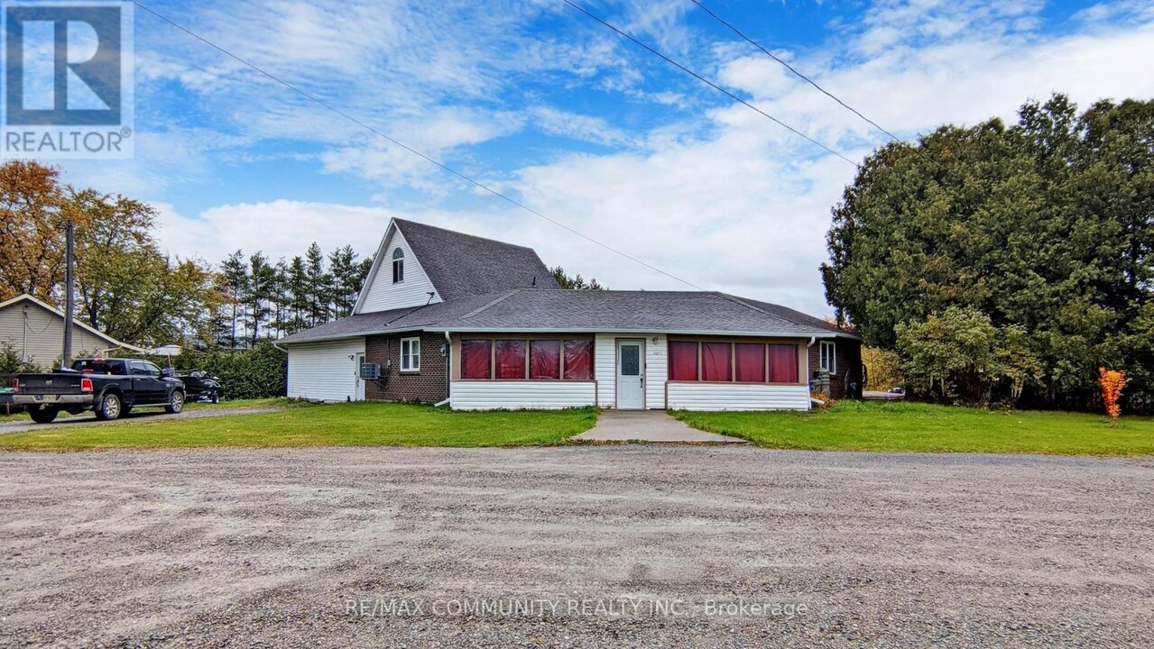 21025C Lake Ridge Rd in Brock, ON - Building Photo