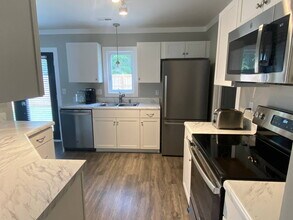 127 Arbors Ct in Central, SC - Building Photo - Building Photo