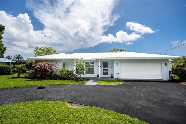2066 5th Ct SE in Vero Beach, FL - Building Photo - Building Photo