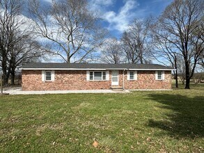 6330 Foliage Rd in Joplin, MO - Building Photo - Building Photo