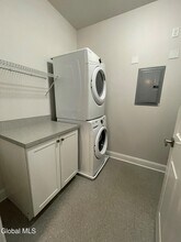 130 Excelsior Ave in Saratoga Springs, NY - Building Photo - Building Photo