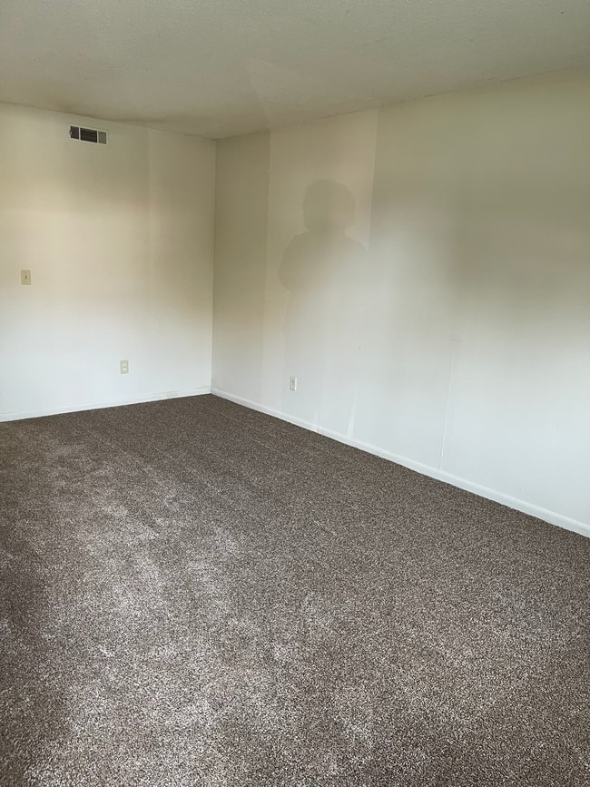 1740-1740 E State Line Rd in Rossville, GA - Building Photo - Building Photo