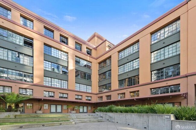 300 Beale St in San Francisco, CA - Building Photo - Building Photo