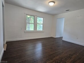 128 2nd St in Pequannock Township, NJ - Building Photo - Building Photo
