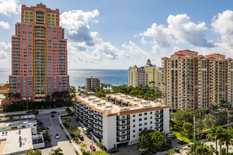 Tradewinds by the Sea in Fort Lauderdale, FL - Building Photo - Building Photo