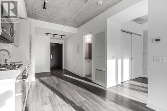 55 Ontario St in Toronto, ON - Building Photo - Building Photo