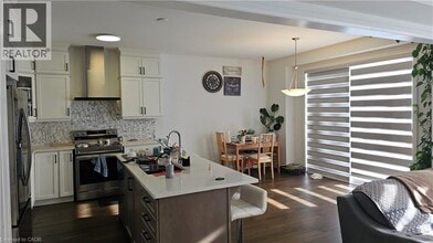 18 Hammermeister St in Kitchener, ON - Building Photo - Building Photo