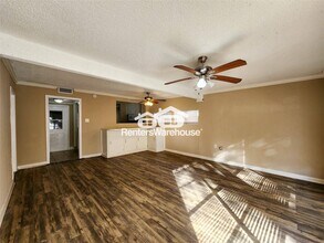 1013 14th Ave N in Texas City, TX - Building Photo - Building Photo