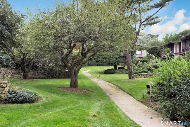 81 Courtland Ave in Stamford, CT - Building Photo - Building Photo