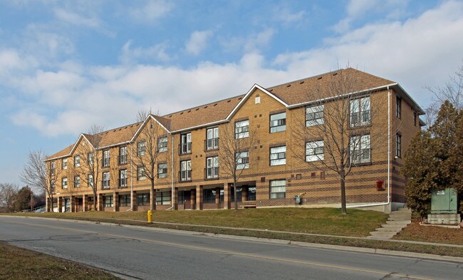454 Bloor St E in Oshawa, ON - Building Photo - Building Photo
