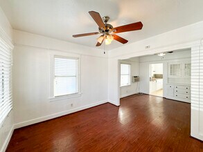 1608 Kearney St in Los Angeles, CA - Building Photo - Building Photo