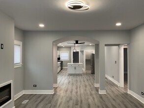 14846 Woodlawn Ave in Dolton, IL - Building Photo - Building Photo