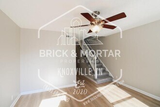 2000 Belle Terra Rd in Knoxville, TN - Building Photo - Building Photo