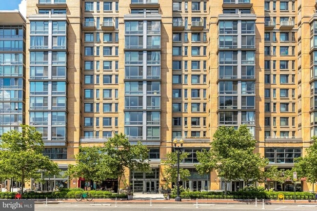 property at 475 K St NW