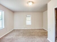 327 S Ponca Ave photo'