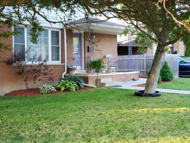 property at 810 Vernon St
