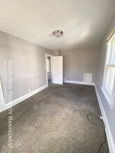 950 Greyton Rd in Cleveland Heights, OH - Building Photo - Building Photo