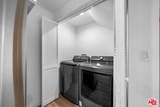 1535-1534 N Kingsley Dr in Los Angeles, CA - Building Photo - Building Photo