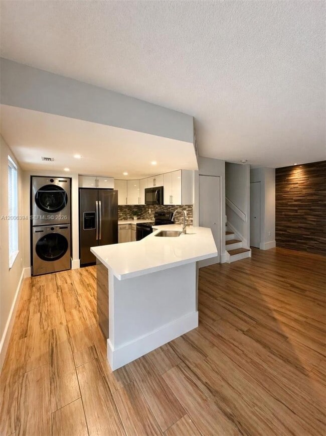 8590 NW 3rd St in Miami, FL - Building Photo - Building Photo