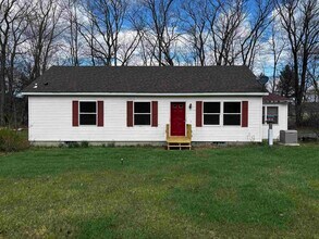 49 River Rd in Westmoreland, NH - Building Photo - Building Photo