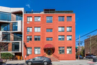 530 Jefferson St in Hoboken, NJ - Building Photo - Building Photo