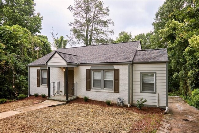 property at 1235 Beechview Dr SE