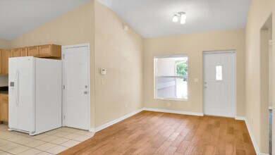 720 Florence St in Daytona Beach, FL - Building Photo - Building Photo