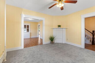 12 Folger Ave, Unit 3 in Beverly, MA - Building Photo - Building Photo