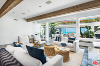 23614 Malibu Colony Rd in Malibu, CA - Foto de edificio - Building Photo