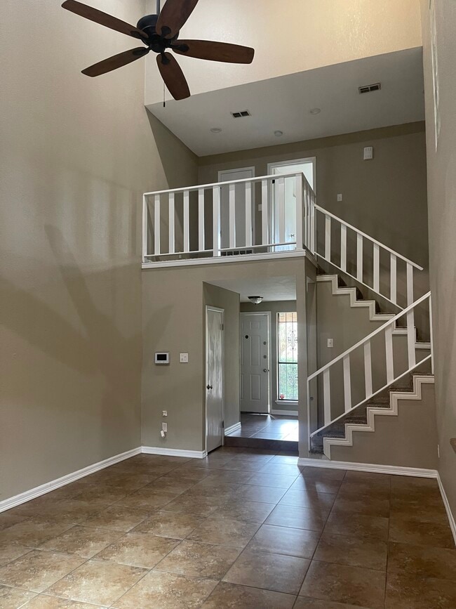 property at 5181 Middlecoff Cir