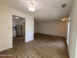 33 Wyndham Pl in Trenton, NJ - Building Photo - Building Photo