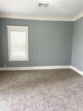 1017 S Kansas St in La Porte, TX - Building Photo - Building Photo