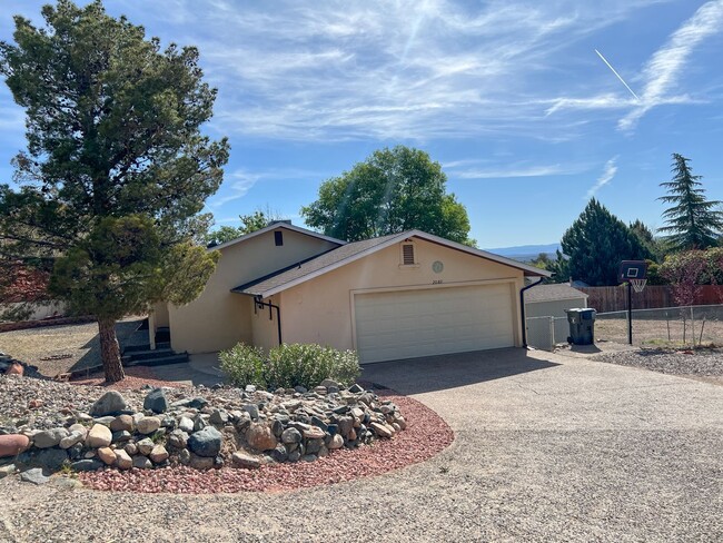 property at 2083 Arrowhead Ln