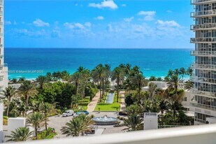 400 South Pointe Dr in Miami Beach, FL - Building Photo