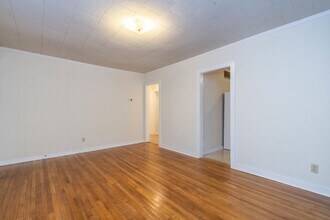 105 N Roosevelt St in Bloomington, IN - Building Photo - Building Photo