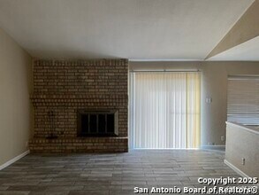 6522 Ridge Willow Dr in San Antonio, TX - Building Photo - Building Photo