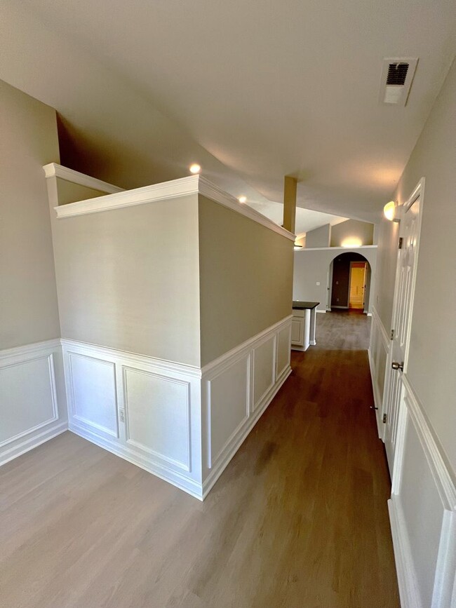 2409 Sunburst Ct in Wilmington, NC - Foto de edificio - Building Photo
