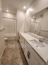 1123 Ballantine Wy in Olivehurst, CA - Foto de edificio - Building Photo