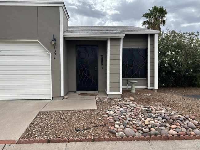 property at 6374 N Willowhaven Dr
